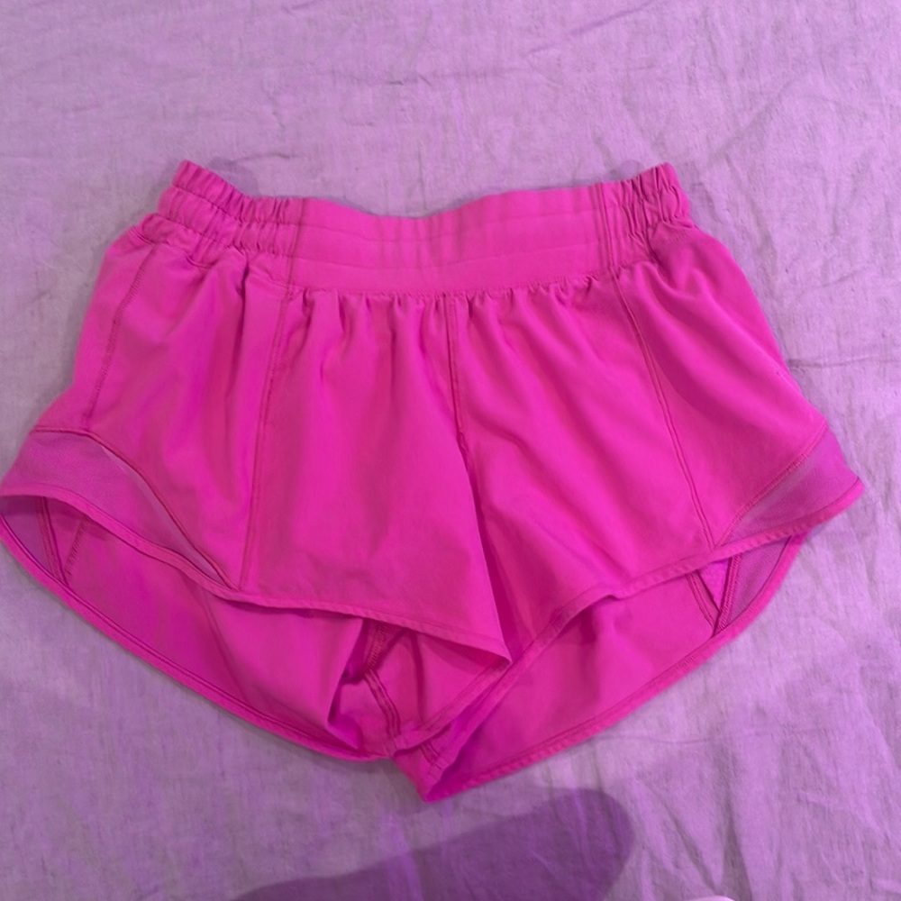 Hotty hot Lululemon sonic pink shorts